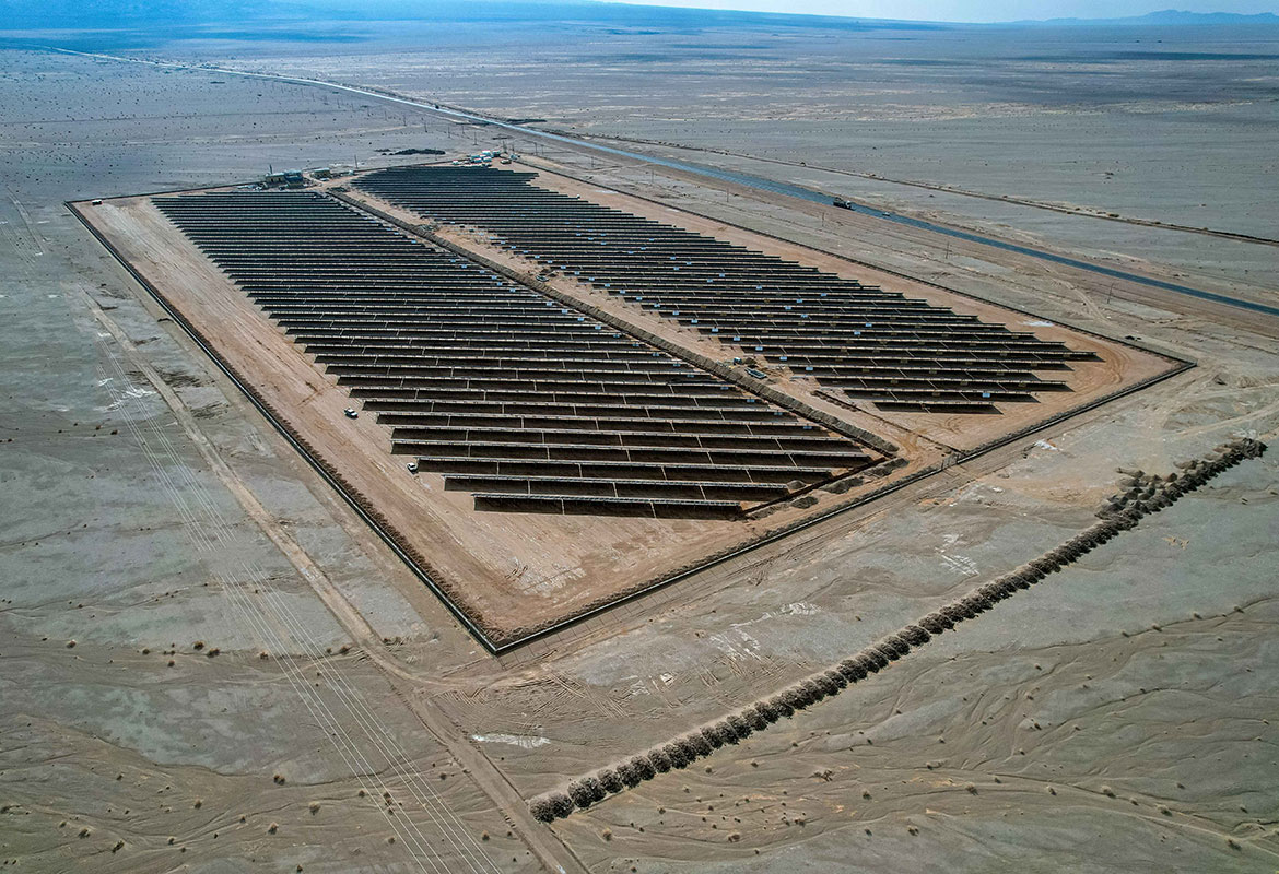 نیروگاه خورشیدی 10 مگاوات
